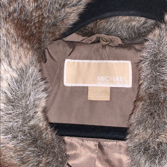 Michael Kors Truffle Faux Fur Puffer Jacket - Picture 4 of 8